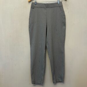 Max Studio silver white patterned pull on ankle pants Size M EUC